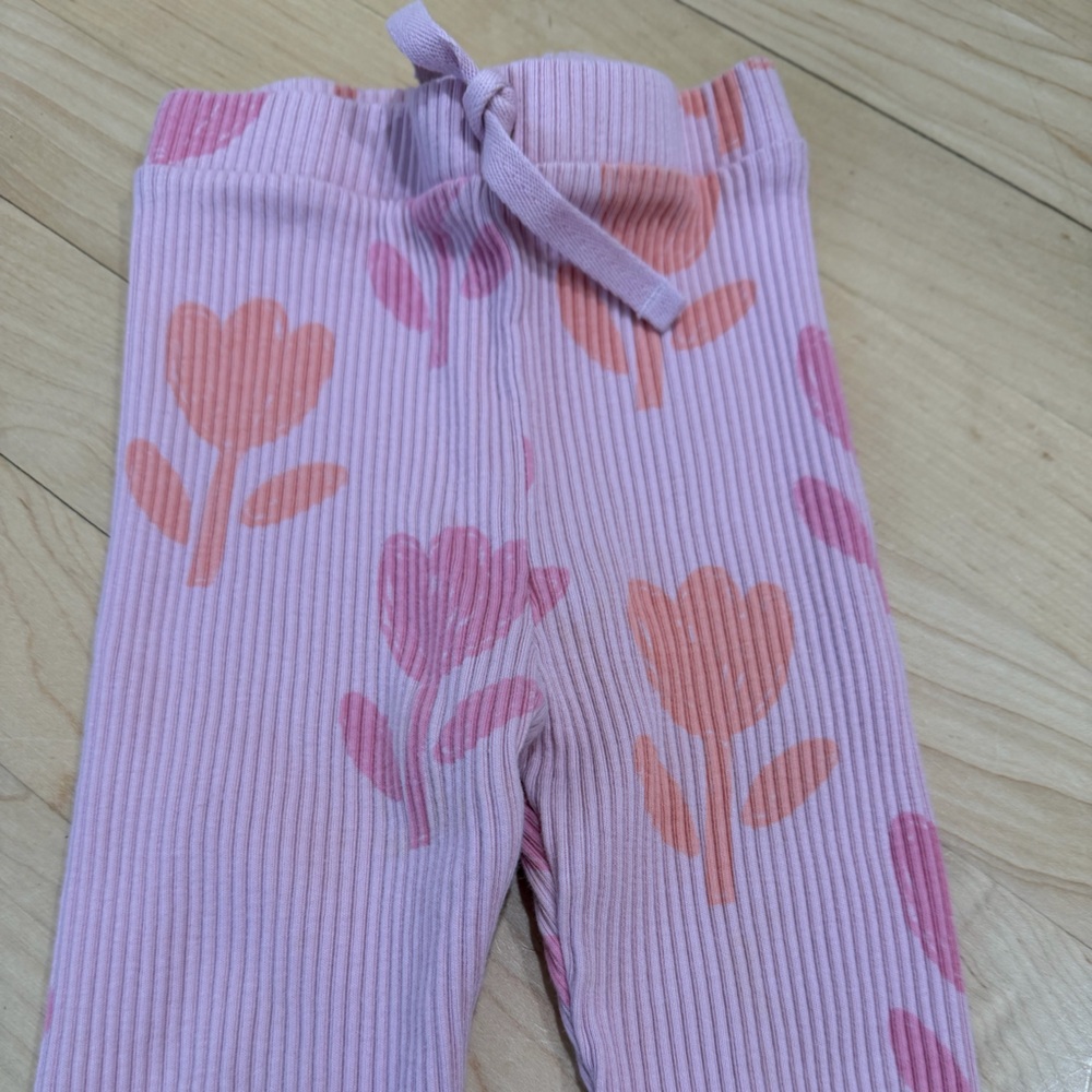 Zara Light Pink Ribbed Leggings - Picture 2 of 3
